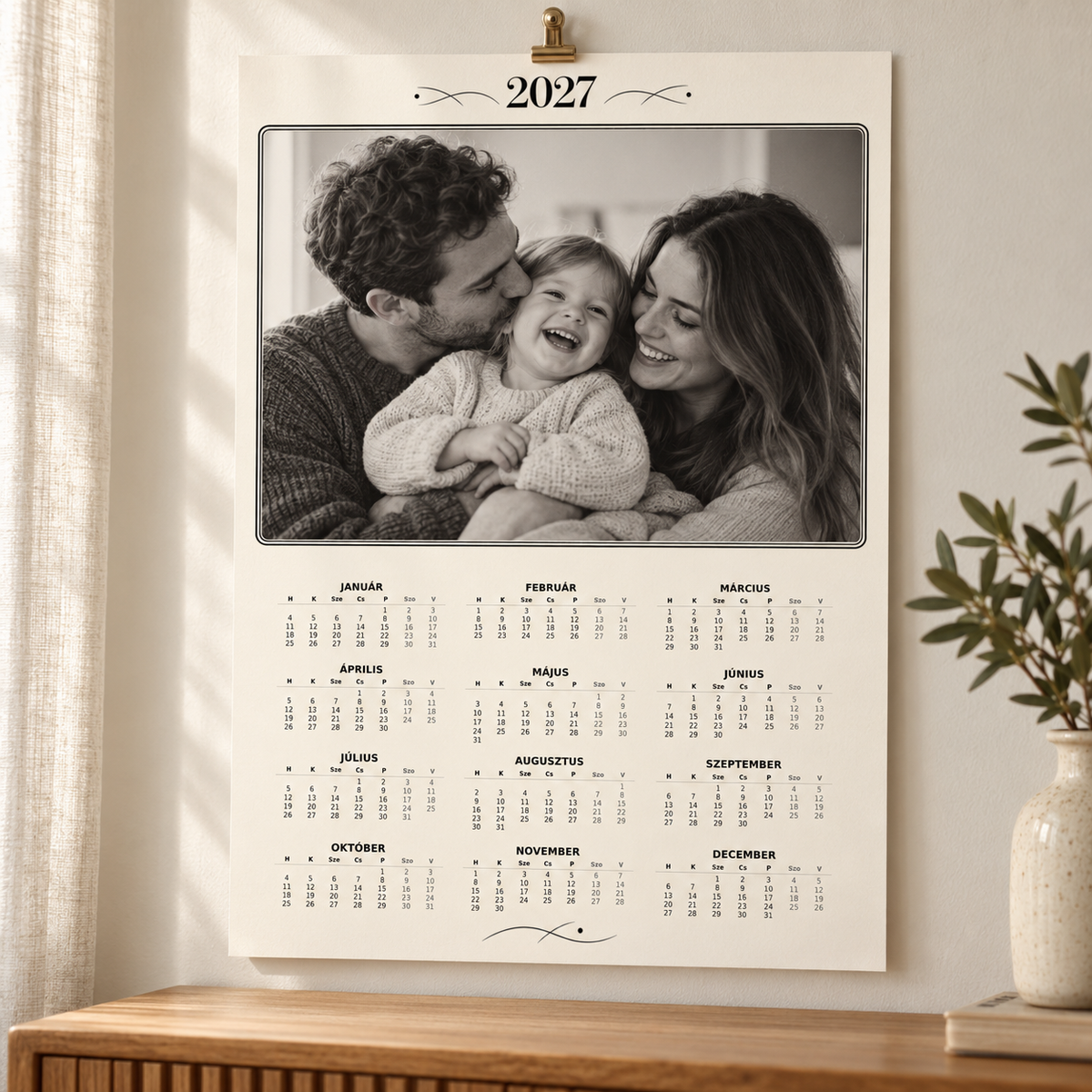 Calendar foto 2027 – Minimalist. Imagine de prezentare cu text în limba maghiară.